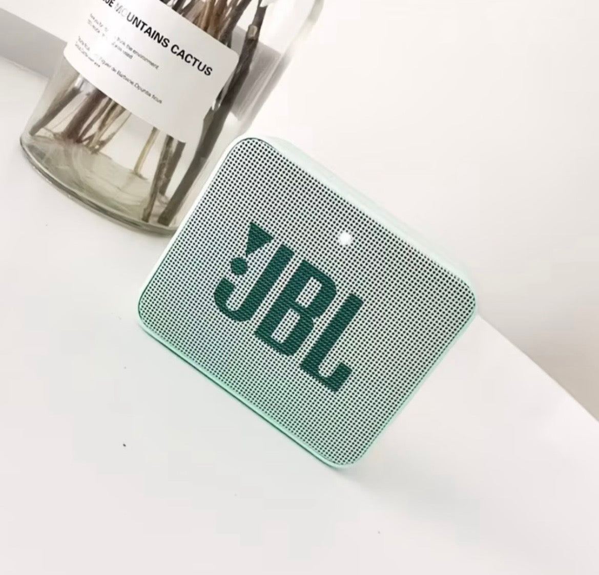 JBL Go2